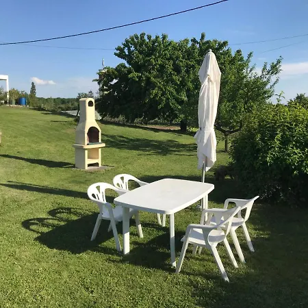 Apartment Du Chateau Guemar